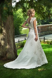 Most Desirable Bridal Shop 1081082 Image 5